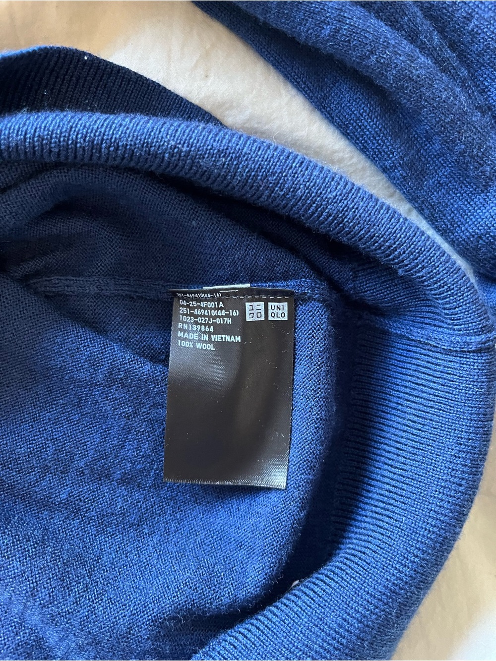 Uniqlo Extra Fine Merino Crewneck Sweater Blue Sz M - Picture 7 of 8